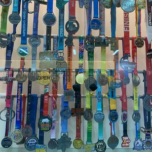 Premio personalizzato in esecuzione medaglie sportive in metallo per maratona di mezzo quarto con nastro - Product Image 4