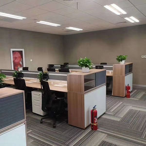 모듈형 현대식 상업용 오픈 스페이스 워크스테이션 (2, <span class=keywords><strong>4</strong></span>, 6인용 사무실) 원목 책상 확장형 친환경 내구성 파일 - Product Image 3