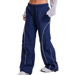 Pantalones de chándal anchos de cintura alta para mujer, estilo casual de trabajo, holgados, de nailon, con bolsillos cargo y elásticos. - Product Image 1
