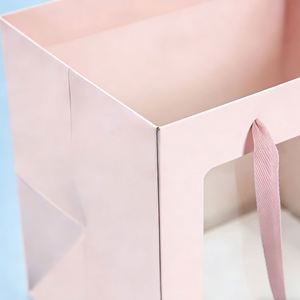 Bolsas de Papel Rosa Personalizables con Ventanas Transparentes y Asas Retorcidas para Arreglos Florales y Empaque de Regalos - Product Image 2