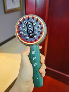KSKIN Electric Scalp Massager Hair Growth Device PTC Negative Ion Portable Auto Power-Off Protection for Hotel Commercial Use - Product Image 4