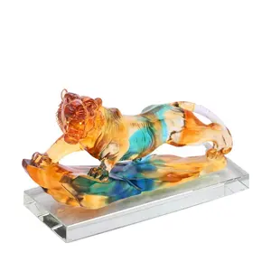 Jadevertu design originale Artglass tigre liuli decorazione in cristallo per la decorazione della casa premio per il negozio del capo premio souvenir premio personalizzato