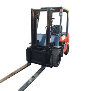 Chariot élévateur diesel 3 tonnes, modèle 2023, garantie 1 an, moteur diesel 99 % neuf, état d'occasion, vente chaude - Product Image 1