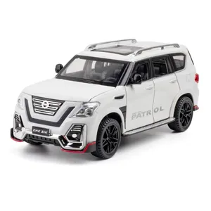 1:24 Nissan Patrol Gegoten Auto Model Speelgoed Voor Kinderen 21Cm Pull Back Simulatie Legering Auto Met Geluid/licht