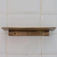 Étagère de douche murale vintage en laiton vieilli, organisateur de rangement flottant pour salle de bain, accessoires modernes pour la maison et la salle de bain