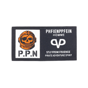 ฉลากผ้าซาตินสีดำสำหรับเสื้อผ้ากระเป๋าและรองเท้าออกแบบได้เองด้วยการเย็บแบบพับได้อย่างยั่งยืนและซักได้ - Product Image 3