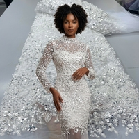 Tissu en dentelle de luxe brodé en gros, nouveau tissu en dentelle de haute qualité avec perles et strass pour robe de mariée et de soirée