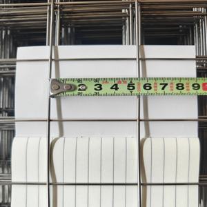 Dirençli Tavuk Profesyonel Kare Delikli Küçük 4x8 Kalite Esnek Çit Ruloları İnç Galvanizli Elektro Kaynaklı Ağ Demir Hasır - Product Image 3