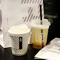 Gobelets en papier texturé, gobelets à café personnalisables, gobelets jetables à double paroi anti-brûlure pour boissons chaudes avec impression de logo.