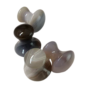 Herramienta de Masaje Facial de Ágata Gris Natural en Forma de Hongo, Tabla de Raspado Guasha, Antienvejecimiento, Reafirmante de la Piel, Desintoxicante, Portátil - Product Image 1