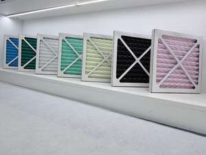 Tissu non tissé en charbon actif, fibre synthétique, maille métallique laminée, média filtrant pour équipement de filtration d'air - Product Image 5