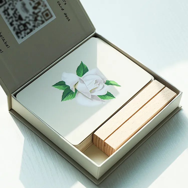 Personalizado design bonito flor potência positiva citação pensamentos de affiação cartões com um suporte de madeira suporte para cartão