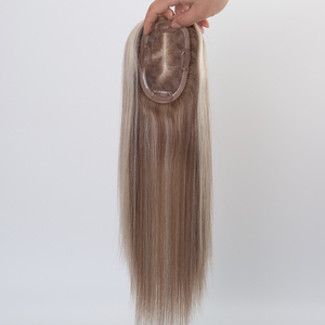 Topper de cheveux humains blond cendré avec mèches pour femmes, lisse, à clipser, avec base de cuir chevelu naturel - Product Image 4