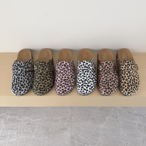 <span class=keywords><strong>Mules</strong></span> et sabots haut de gamme pour <span class=keywords><strong>femme</strong></span>, à bout rond, semi-ouverts, à enfiler, à semelle épaisse, en bois, nouvelle collection printemps-été, fabriqués au Guangdong - Product Image 4