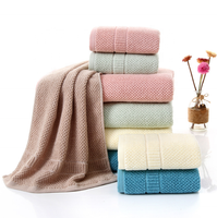 Serviette de bain en pur coton avec doux adulte ménage serviette bain absorbant serviette de bain en gros hôtel Salon de beauté personnalisé
