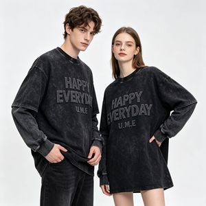 T-shirt à manches longues U.M.E Happy Everyday, noir, coupe ample, style streetwear, mode ado - Product Image 1