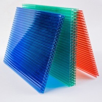 Multiwall Color Twin Wall 6mm 10mm 20mm Feuille de polycarbonate Plaque creuse en polycarbonate Panneaux pour serre pour serre