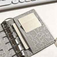 Carnet de notes portable M5 Mini en cuir PU, style imprimé mignon, pages intérieures rechargeables avec bande élastique pour usage quotidien