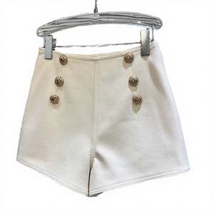 Shorts Oxford Azul Marino de Cintura Alta Estilo Náutico con Botones Dorados, Corte Regular para Mujer - Product Image 4