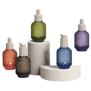 Stock d'usine 30ml Macaron <span class=keywords><strong>gaz</strong></span> <span class=keywords><strong>bouteille</strong></span> forme compte-gouttes <span class=keywords><strong>bouteille</strong></span> d'huile essentielle lanterne colorée Essence liquide <span class=keywords><strong>bouteille</strong></span> sérigraphie - Product Image 6