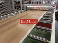 Machine de fabrication de carreaux de sol en vinyle WPC/SPC/LVT/PVC/Production de panneaux muraux/Machine d'extrusion de feuilles de marbre