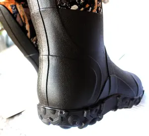 Wholesale Winter Neoprene Camouflaged Gum Rubber Waterproof Bite Snake Proof Hunting Boots Knee High