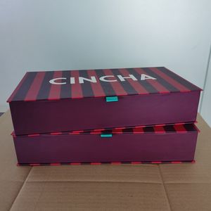 刚性设置盒高级哑光翻盖盒定制磁性礼品盒，带丝带和插入物 - Product Image 2