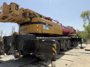 Grue mobile d'occasion SANY SAC3000t 300 tonnes tout-terrain, utilisée Stc1000t7 Stc1000c7 SAC2200 Stc550e5 SAC4500T - Product Image 3