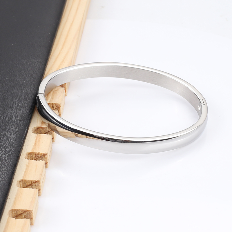 mens solid gold bangle