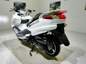 Haut-parleur pour <span class=keywords><strong>moto</strong></span> Cruiser à pédales, populaire pour les motos d'occasion, vélo <span class=keywords><strong>de</strong></span> tourisme urbain à pédales, écran LCD, essence - Product Image 5