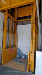 מעלית מטען הידראולית אנכית עם שרשרת, 500 ק\\\"ג, פלטפורמת הרמה, תקן ISO <span class=keywords><strong>CE</strong></span>, שולחן עבודה בגובה 1500x1500 מ\\\"מ, לעבודה בגובה, 2.2 קילוואט - Product Image 6