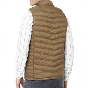 Chaleco Acolchado Marrón para Hombre, Sin Mangas, Cierre de Cremallera, Resistente al Agua y al Viento, Cuello Alto, Informal, para Invierno, Relleno de Poliéster - Product Image 5