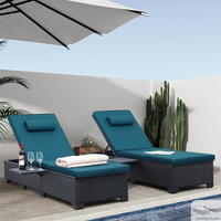 Ensemble de chaises longues de patio en osier modernes, inclinables et réglables, avec porte-gobelets latéraux pour piscine, jardin, plage