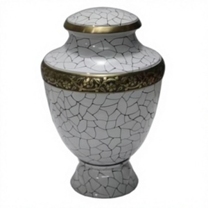 Urne de crémation en mosaïque blanche gravée d'or pour les cendres - Product Image 1