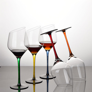 <span class=keywords><strong>Copa</strong></span> <span class=keywords><strong>de</strong></span> <span class=keywords><strong>Vino</strong></span> <span class=keywords><strong>de</strong></span> Lujo con Borde Tallado, <span class=keywords><strong>Copa</strong></span> <span class=keywords><strong>de</strong></span> <span class=keywords><strong>Vino</strong></span> <span class=keywords><strong>de</strong></span> Cristal Grande para Borgoña, <span class=keywords><strong>Copa</strong></span> <span class=keywords><strong>de</strong></span> <span class=keywords><strong>Vino</strong></span> con Tallo <span class=keywords><strong>de</strong></span> Color Personalizado, <span class=keywords><strong>Copa</strong></span> <span class=keywords><strong>de</strong></span> <span class=keywords><strong>Vino</strong></span> <span class=keywords><strong>de</strong></span> Color para Bodas - Product Image 2