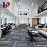 Dalles de moquette tuftées ignifuges en nylon 6 durables HJ Wholesale, 50x50cm, pour bureaux et espaces de travail commerciaux
