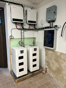 Baterías de Litio LifePO4 Dyness Tower T7 T10 T14 T17 T21, Batería Solar Apilable de Alto Voltaje 192V 288V 384V 480V 576V 37AH - Product Image 6