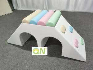 Structure de jeu souple pour enfants sur le thème des macarons, facile <span class=keywords><strong>à</strong></span> assembler et personnalisable, avec piscine <span class=keywords><strong>à</strong></span> balles, équipement de location pour fêtes et divertissement - Product Image 3