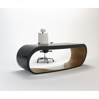 Bureau de direction moderne, table de patron commerciale, poste de travail en panneaux de bois pour espace de travail d'entreprise