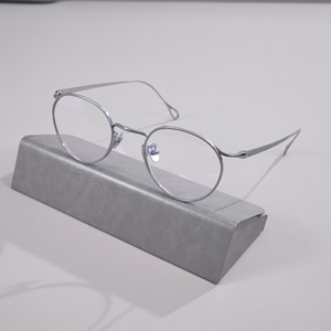 Monture de lunettes ronde en titane pur, design japonais classique, bord fin, légère, pour verres correcteurs de haute puissance - Product Image 3