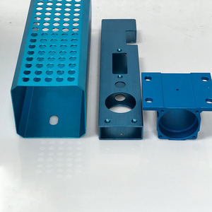 อะลูมิเนียมโปรไฟล์เฉียนหัว 6063 ชิ้นส่วนอเนกประสงค์ขึ้นรูปด้วยเครื่อง CNC พร้อมเคลือบผิวอะโนไดซ์ - Product Image 1