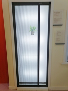 Bi-Fold Moskitonetz-Tür Einfache Montage Dacron Insektenschutz Maßgefertigte Größe Insektenschutztür - Product Image 4