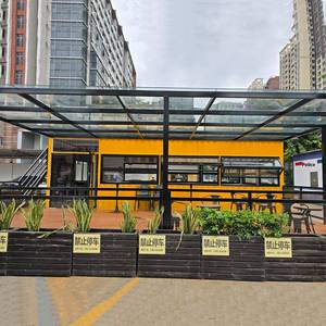 حاوية شحن متنقلة فاخرة مخصصة بطول 40 قدمًا للاستخدام في مراكز التسوق - تصميم كشك قابل للتوسيع لمقهى العصائر والقهوة والمطاعم - Product Image 2