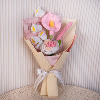 Bouquet de fleurs en fil tricoté Calla Lily Rose, cadeau fait main pour la fête des mères, la saison des diplômes, la Saint-Valentin