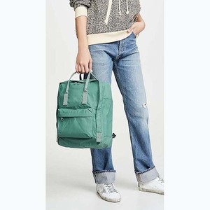 กระเป๋าเป้สะพายหลังน้ำหนักเบาสำหรับเดินทางไปโรงเรียน ยี่ห้อ Brand Classic Basic พร้อมช่องใส่ขวดน้ำด้านข้าง - Product Image 3