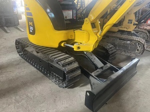 Mini-excavatrice KOMATSU 3 tonnes, godet de terrassement de 0,2 m³, équipement de construction d'occasion, moteur Hyundai, vannes hydrauliques Kawasaki - Product Image 6