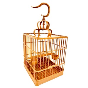 Cage à oiseaux carrée en plastique, portable, suspendue avec crochet et bols, transporteur léger pour canaris, pinsons, perruches - Product Image 1