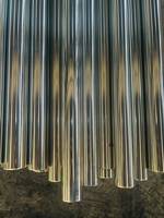 Tuyau en acier inoxydable, surface brillante, tube rond, 304, 316, 410, tube en acier au carbone pour la fabrication industrielle