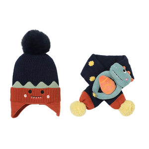 Lindo 3D bordado al aire libre niños cálidos sombreros de punto conjunto suave gorro de invierno bufanda con protección para los oídos - Product Image 1