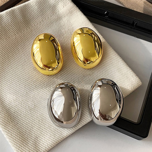 Orecchini a Perno Geometrici Ovali per Donne, Accessorio Semplice e alla Moda per Uso Quotidiano, Outfit Casual e Regalo - Product Image 1